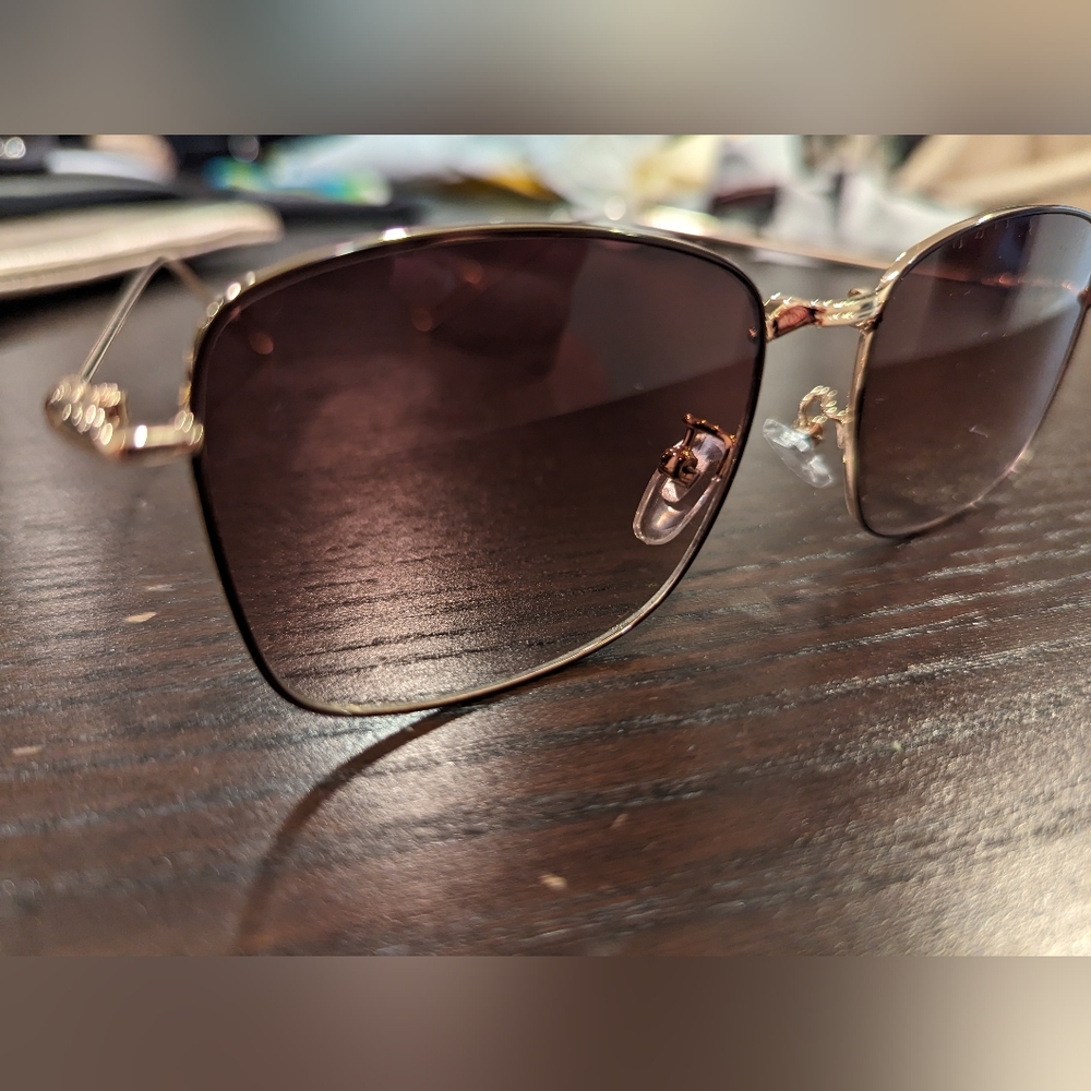 Pink Gradient Sunglasses - Picture 5 of 8